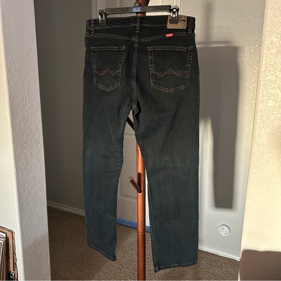 Men’s Wrangler Dark Denim Straight Fit Jeans Size 33x30 |C44 - Picture 11 of 12